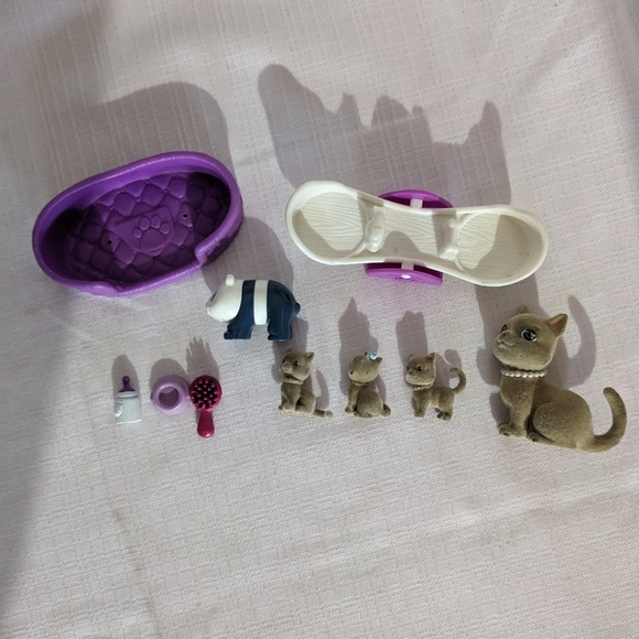 Puppy In My Pocket newborn nursery with pets and accessories complete 2005-08 - Picture 4 of 10